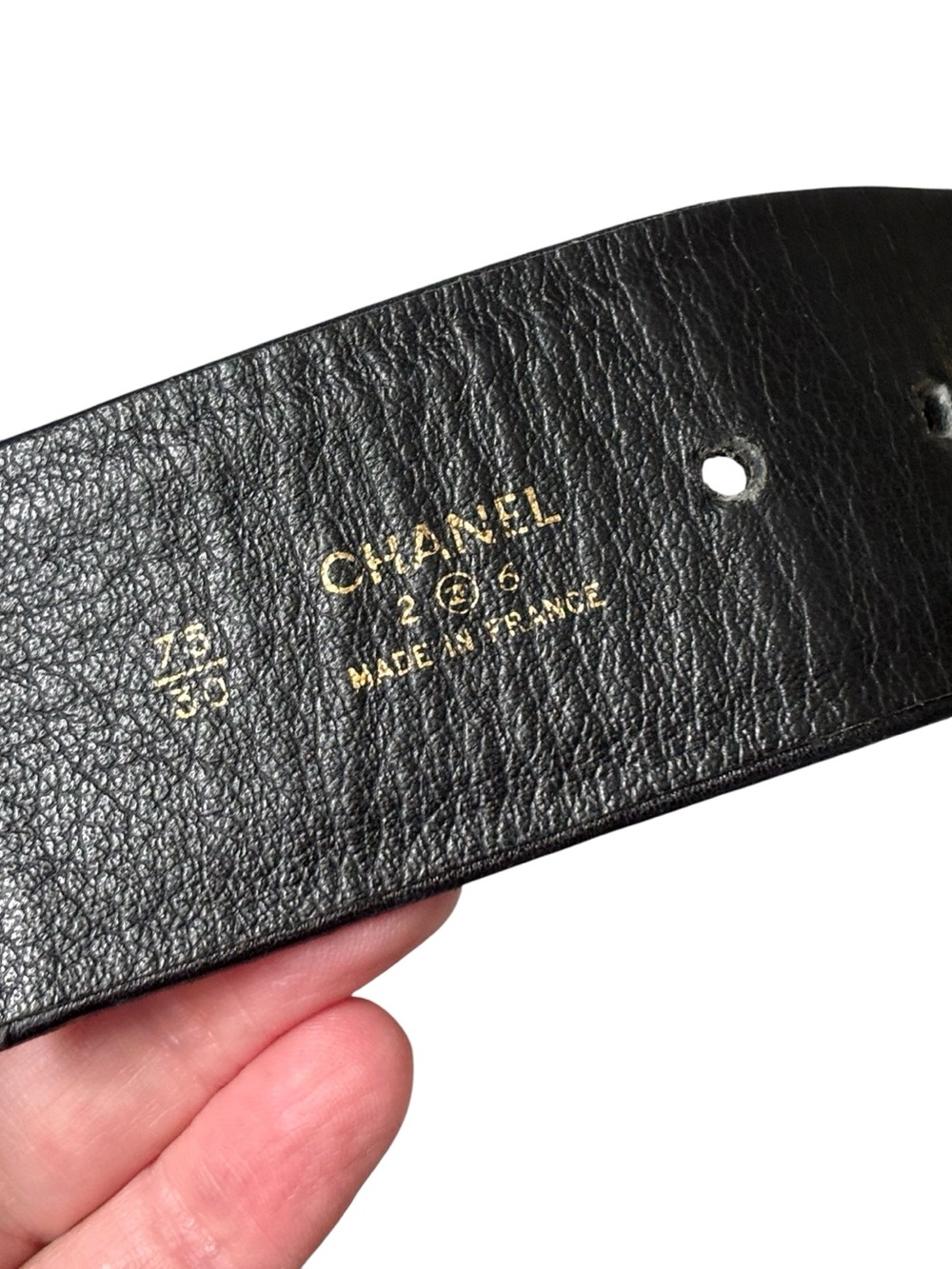 CHANEL CC Logo Vintage 90s Super RARE Gold Black BELT 75/30 With COA - Picture 6 of 8